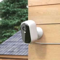 Arlo Essential 2 Outdoor cable