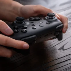 8Bitdo Ultimate 2 Bluetooth Controller Svart