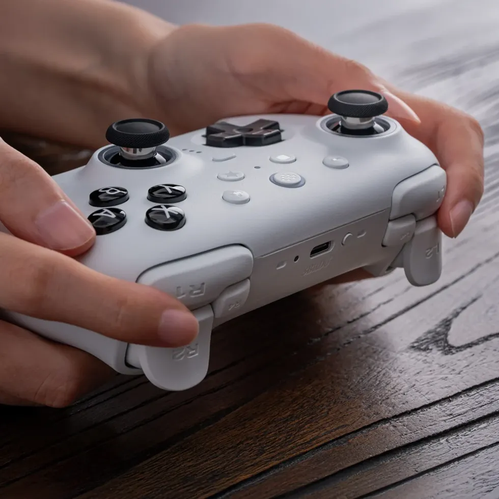 8Bitdo Ultimate 2 Bluetooth Controller Vit