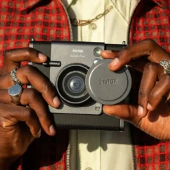 Fujifilm Instax WIDE Evo hybridkamera