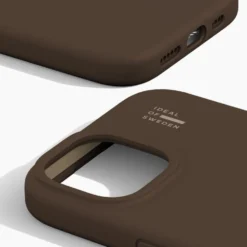 IDEAL OF SWEDEN Silicone MagSafe Case – mobilskal till iPhone 13, 14, 15, 16e och 17e Mocha Mousse