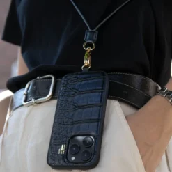 IDEAL OF SWEDEN Vegan Leather Phone Strap Svart