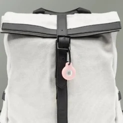Linocell AirTag silikonfodral med karbinhake Rosa