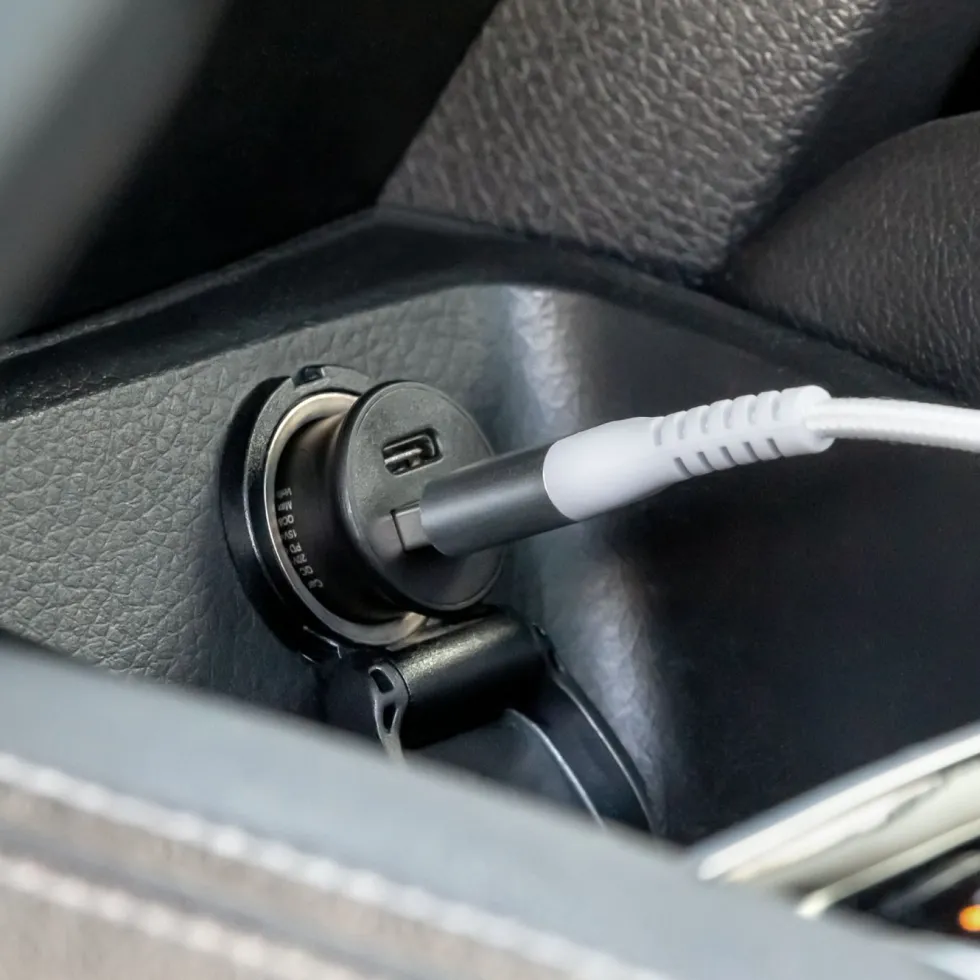 Linocell Billaddare med snabbladdning 30 W
