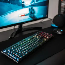 Logitech G 915 Lightspeed Mekaniskt tangentbord GL Tactile