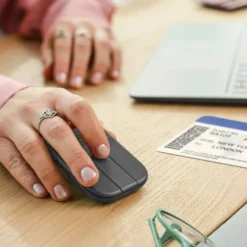 Logitech Mobi Fold hopfällbar trådlös mus Grafit