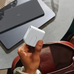 Logitech Mobi Fold hopfällbar trådlös mus Off-white