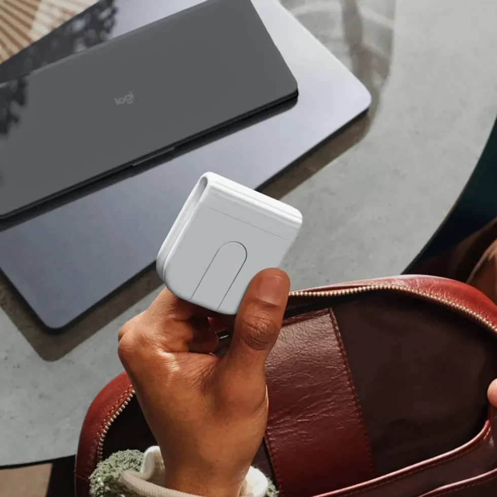 Logitech Mobi Fold hopfällbar trådlös mus Off-white