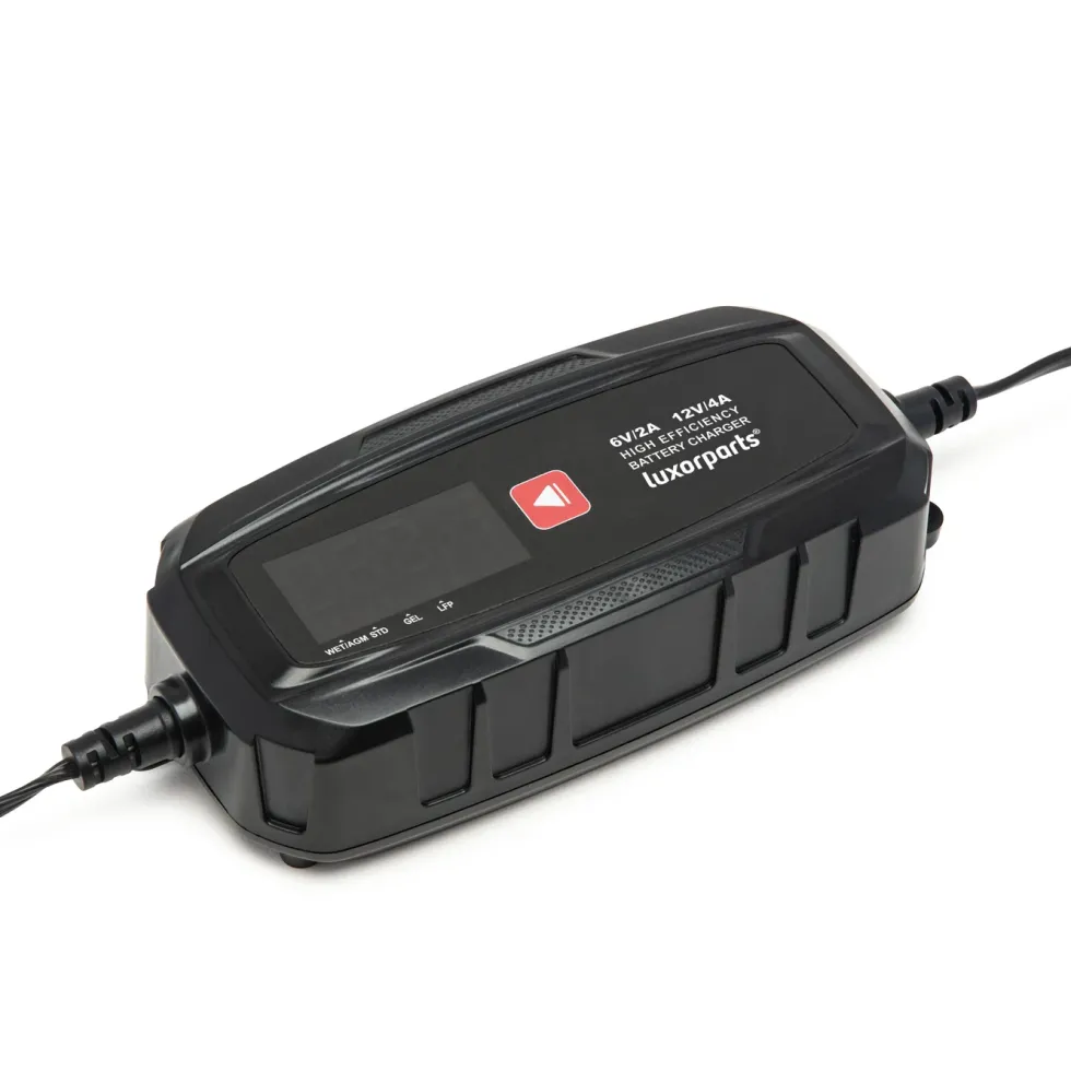 Luxorparts Bilbatteriladdare 4 A