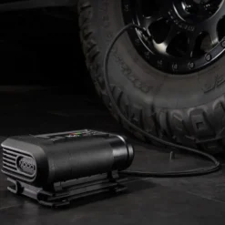 Noco Boost+Air AX65 starthjälp med luftkompressor 2000 A