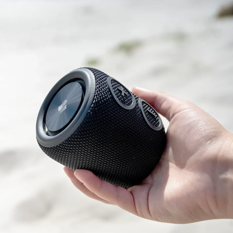 Nomadelic Loud 705 Vattentät Bluetooth-högtalare Svart