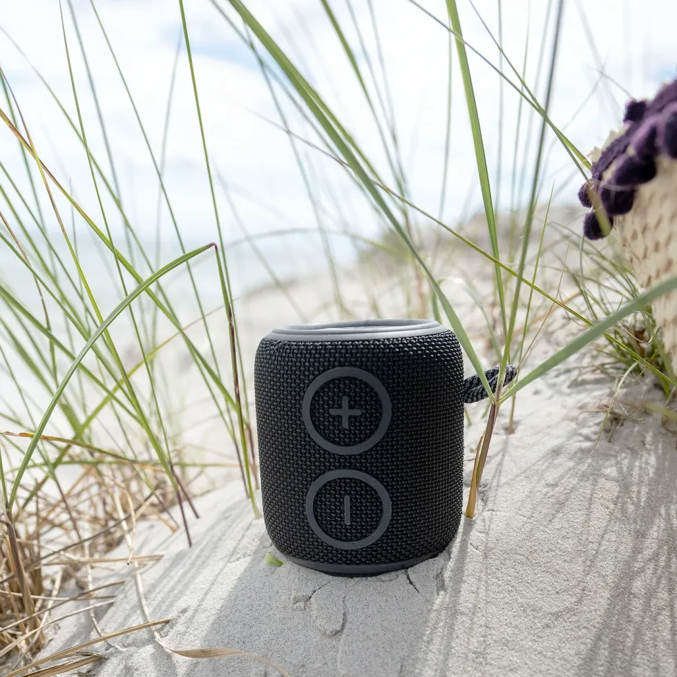 Nomadelic Loud 705 Vattentät Bluetooth-högtalare Svart