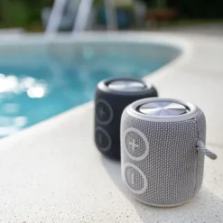 Nomadelic Loud 705 Vattentät Bluetooth-högtalare Grå