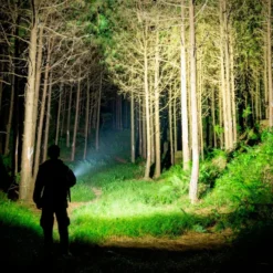 Olight Baton 4 Premium Ficklampa med powerbank 1300 lm