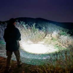 Olight Seeker 4 Ficklampa 3100 lm