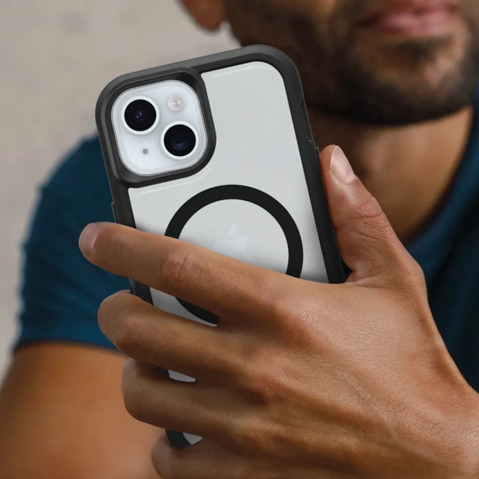 Otterbox Defender XT Dark Side Tåligt skal för iPhone 13. 14 och 15