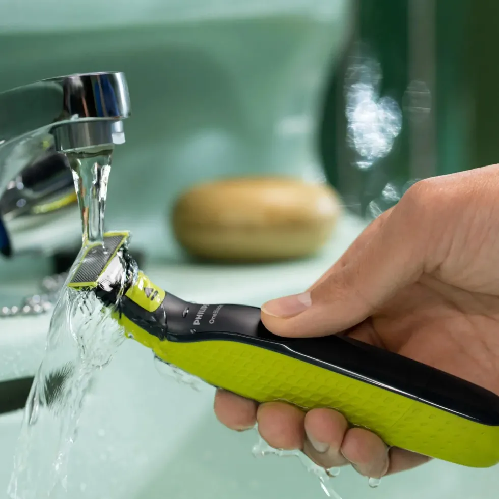 Philips OneBlade 360 skäggtrimmer