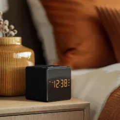 Philips R4500 FM-klockradio med USB-C