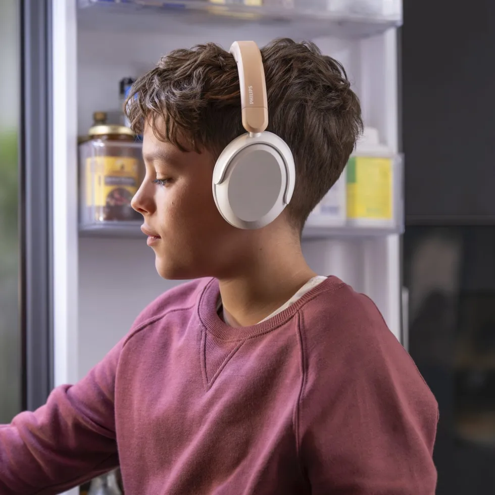 Philips Trådlösa over-ear-hörlurar för barn med brusreducering Beige