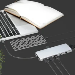 Plexgear Multiadapter för USB-C med 13 anslutningar