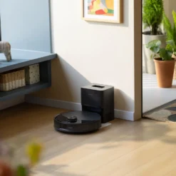 Roborock Q10 VF+ robotdammsugare med basstation Svart