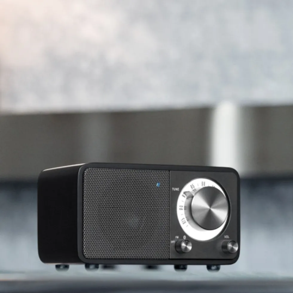 Sangean WR-7 kompakt FM-radio med Bluetooth