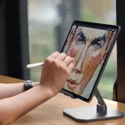 Satechi Aluminum Desktop Stand för iPad Pro