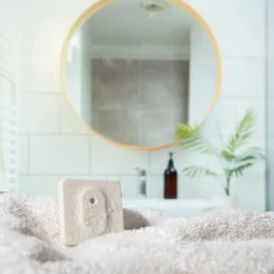 Shelly BLU H&T temperatur- och fuktsensor Vit