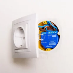 Shelly 1 Plus Smart Infälld fjärrströmbrytare