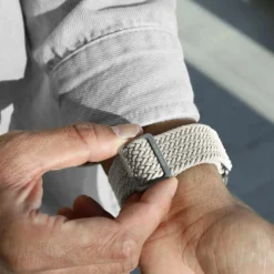 Vonmählen Woven Loop flätat armband till Apple Watch 44/45/46/49 mm Cream