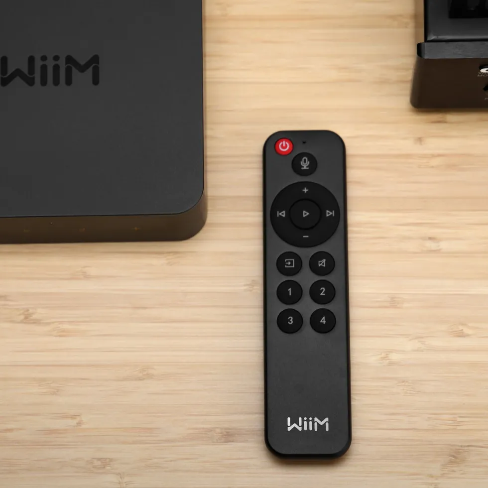 WiiM Röstfjärrkontroll till WiiM Mini och Pro